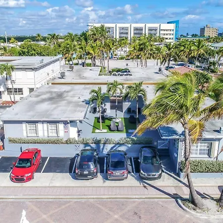 Stylish 1Br Walk To The Beach #1